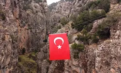 Denizli'de Cumhuriyet'e gökyüzünde anlamlı kutlama