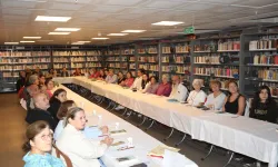 İzmir Efes Selçuk'ta kitap okuma etkinliği