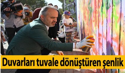 Duvarları tuvale dönüştüren şenlik