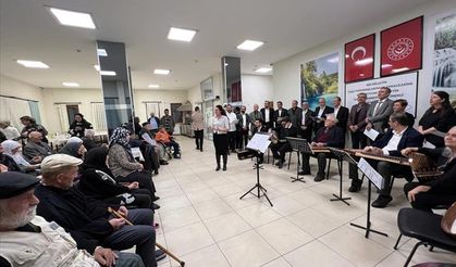 Korolardan Huzur Evi Sakinlerine Özel Konser