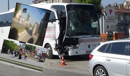 İnegöl'de otobüs ile tır çarpıştı 2 yaralı