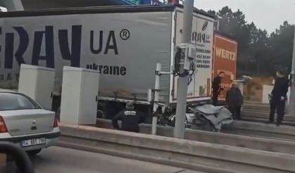 Kuzey Marmara Otoyolunda feci kaza anı kamerada