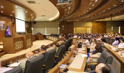 Büyükşehir çalışanlarına ‘denetim, ihale kanunu ve tasarruf tedbirleri’ eğitimi
