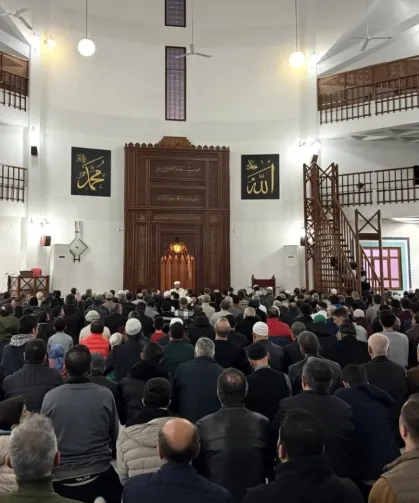 İnegöl'de ilk teravih gecesi manevi atmosferle yaşandı