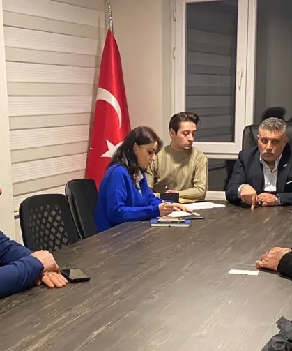 Bursa'da Ulu Cami önünde Ramazan boyunca çorba ikramı