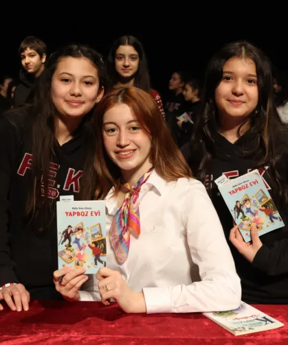 Nilüferli öğrenciler yazar Melis Sena Yılmaz ile buluştu