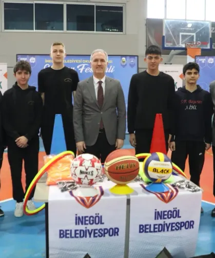 İnegöl'de 80 okula 700 bin TL'lik spor malzemesi desteği