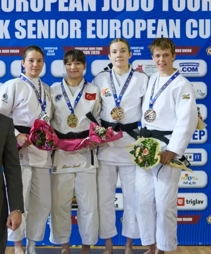 Kağıtspor'un olduğu her yerde başarı var