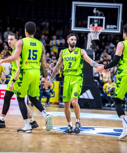 TOFAŞ, BCL'de AEK B.C. deplasmanında