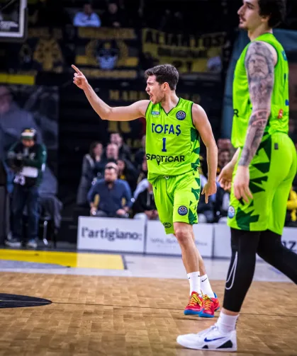 TOFAŞ, Yunanistan'dan 96-88 mağlup döndü