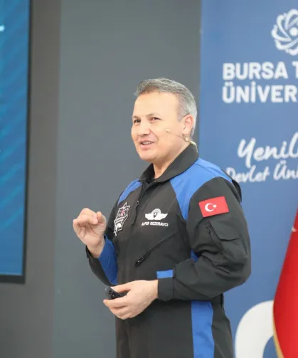 Türkiye'nin ilk astronotu Alper Gezeravcı, BTÜ'de öğrencilerle buluştu