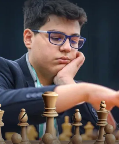 Bursa'dan dünya rekoruna uzanan gurur.. 14 yaşındaki Yağız Kaan barajı aştı