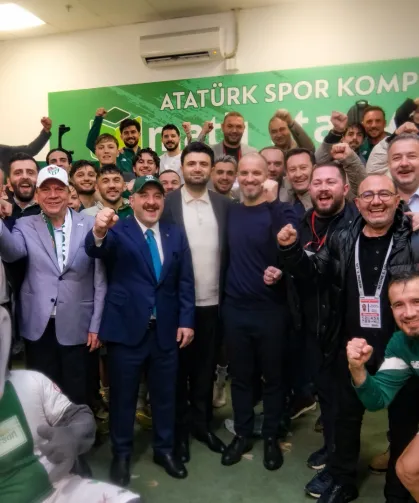 Bursaspor taraftarına deplasman desteği... Otobüs sözleri peş peşe geldi