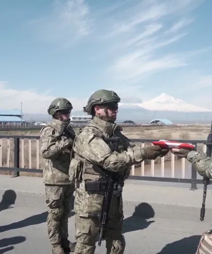 Nahçıvan askerleri tatbikat için Türkiye'de