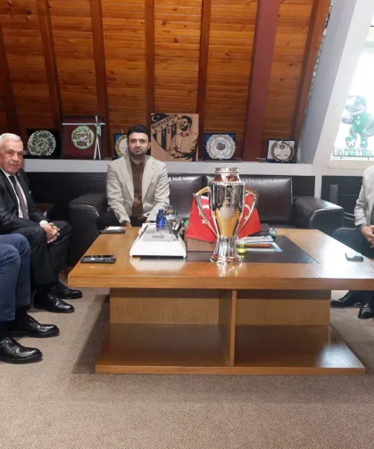 Başkan Özdemir'den Bursaspor'a tebrik ziyareti