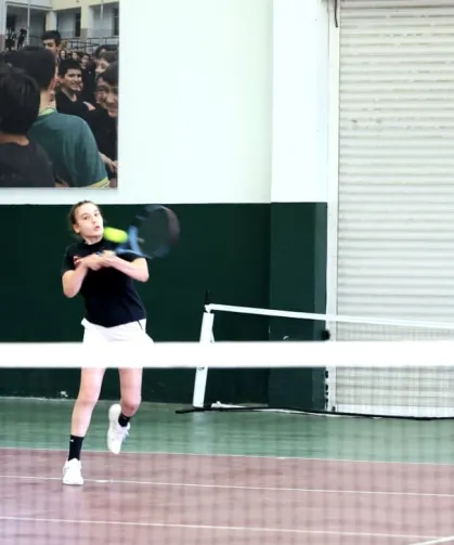 Bursa Osmangazi'de 19 Mayıs coşkusu tenis kortlarında