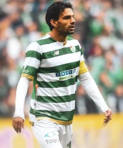 Bursaspor'da Muhammet Demir ile yolları ayırdı