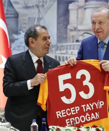 Cumhurbaşkanı Erdoğan'dan Galatasaray'a tebrik: Tarihi başarıya imza attınız
