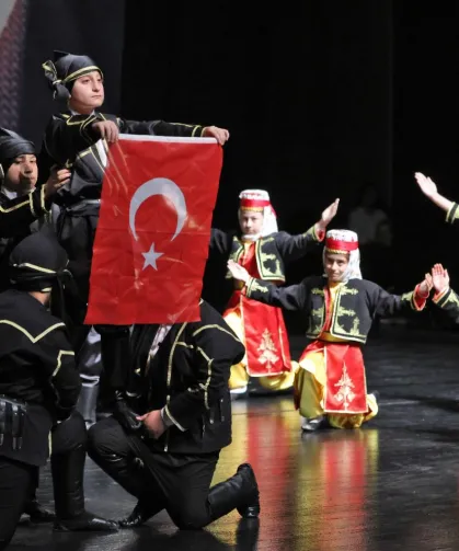 Bursa'da ailelere özel sanat gecesi