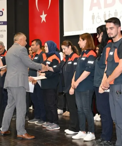 Bursa'da özel gereksinimli bireyler için 'Afet Yönetimi Projesi' tamamlandı