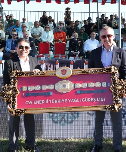 Kocaeli'de başpehlivan altın kemeri Feyzullah Aktürk'ün oldu