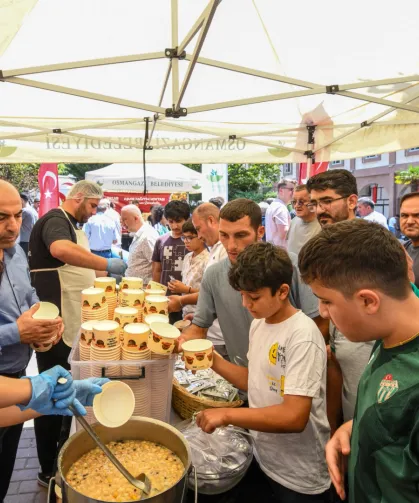 Bursa Osmangazi'de aşure geleneği yaşatılıyor