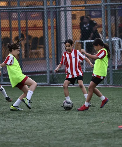 Futbol Akademisi'nde yaz dönemi