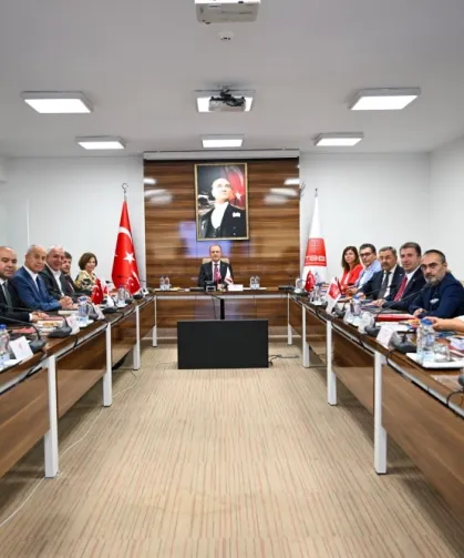 TBB'den belediyelere 122 yeni hizmet aracı