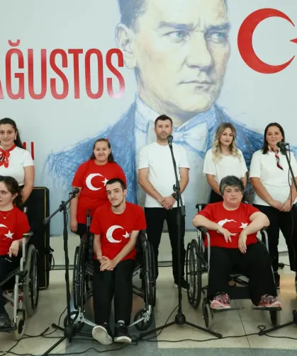 Bursa Osmangazi'de zafer türkülerle kutlandı