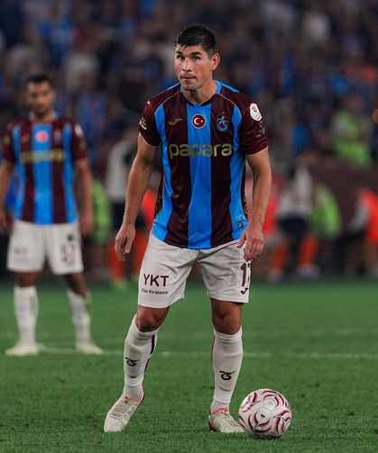 Trabzonspor ağır darbe aldı! 9 kişi kaldı, 4 golle yıkıldı