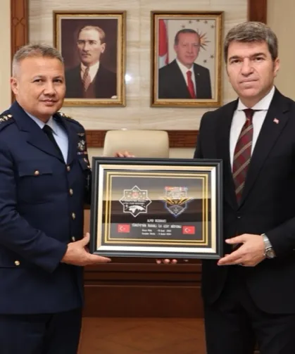 Tuğgeneralliğe terfi etmişti... Türkiye'nin ilk astronotu Amasya'da görevine başladı