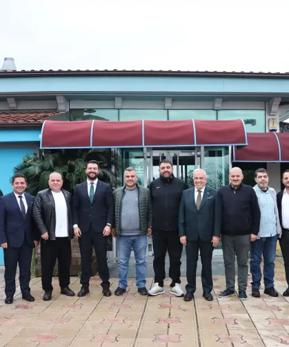 Başkan Özdemir Bursaspor tribün liderleriyle bir araya geldi