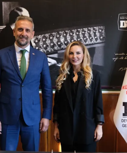 Bursa Devlet Tiyatrosu'nda Esendemir dönemi