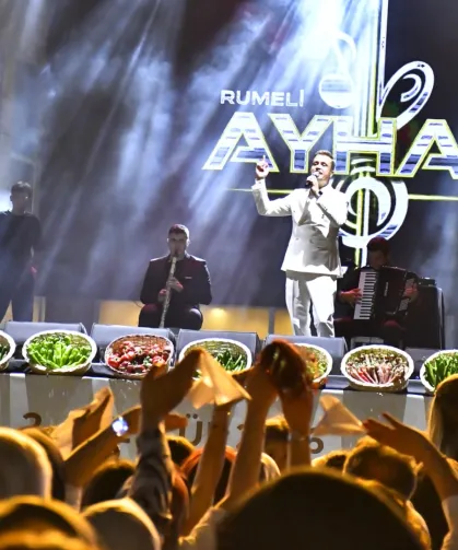 Bursa Yenişehir'de Balkan Ezgileri yankılandı