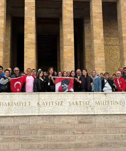 Mudanya ve Nilüfer'den Anıtkabir'e anlamlı ziyaret... Sevgi engel tanımadı