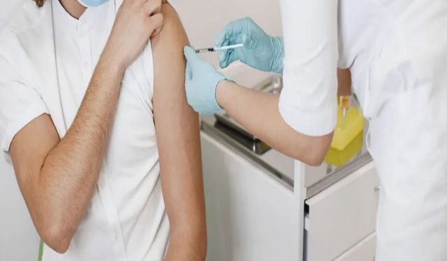 Kalp krizlerinin nedeni pandemide vurulan Covid aşıları mı?