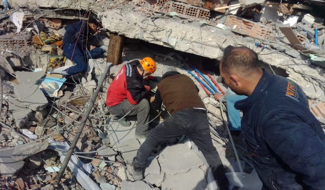 Kahramanmaraş depreminde can kaybı sayısı 17 bin 674'e yükseldi
