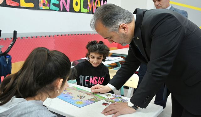 Başkan Aktaş’tan özel öğrencilere ziyaret