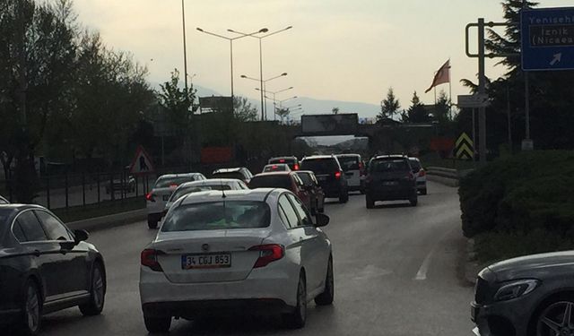 Bursa Ankara yolu kitlendi