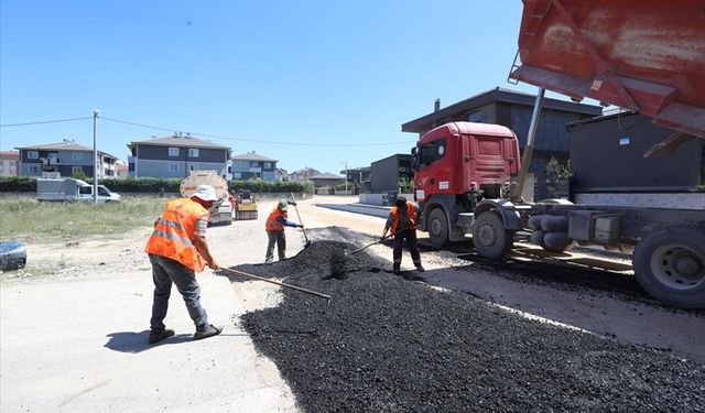 İnşaat Süreci Tamamlanan Sokaklar Asfaltlanıyor