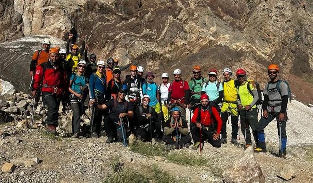 İnegöllü Sporcular Cilo Dağında Buz Tırmanış Eğitimine Katıldı