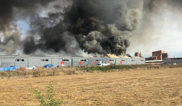 İnegöl'deki yangında hasar gören işletmelere "Acil Destek Paketi" açıklandı