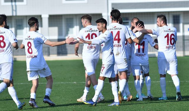 Arnavut Belediyespor 3 İnegölspor 3