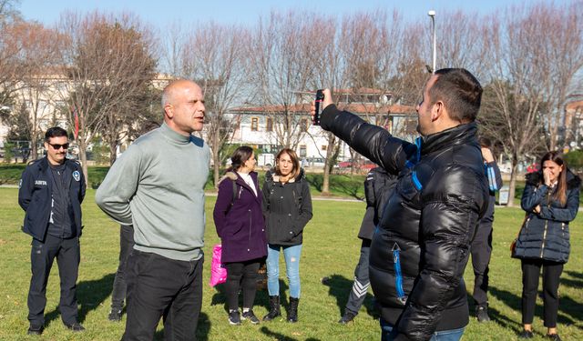 Biber gazının etkisini önce kendileri test etti