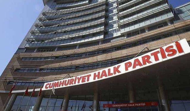 CHP'de bazı büyükşehir ve İstanbul ilçe belediye başkan adayları açıklandı!