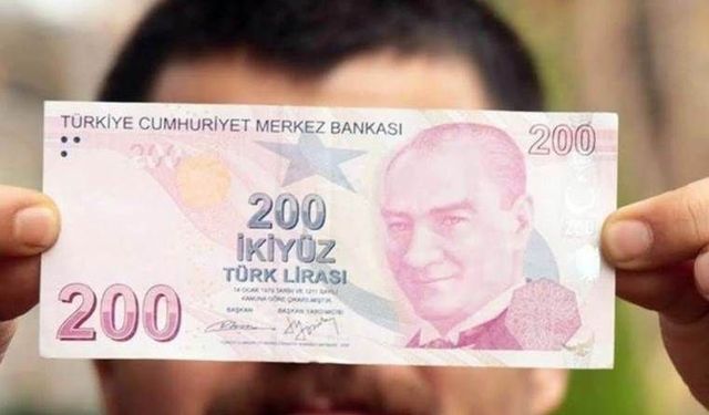 Para basımı arttı! İşte yeni 200 TL banknotlar..