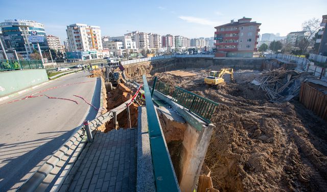 Bursa'da Göçen yolda çalışma başladı