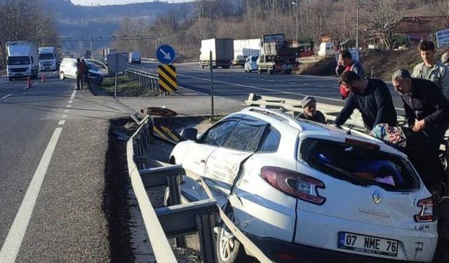 İnegöl mezitlerde feci kaza 2 yaralı