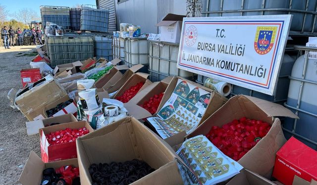 Bursa'da kaçak akaryakıtçılara jandarma baskını