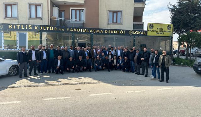 İnegöl Bitlis Kültür ve Yardımlaşma Dernek yönetimi kahvaltıda bir araya geldi